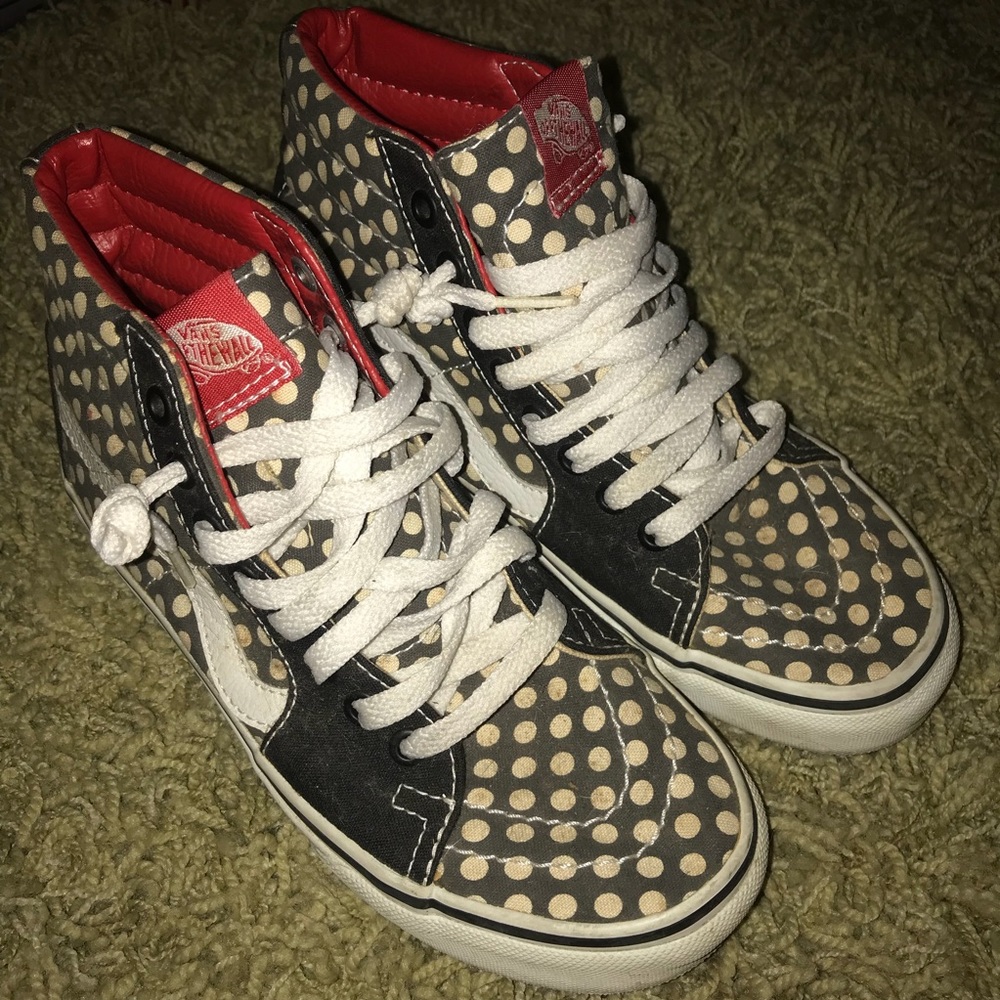 Classic polka dot sk8 hi vans
